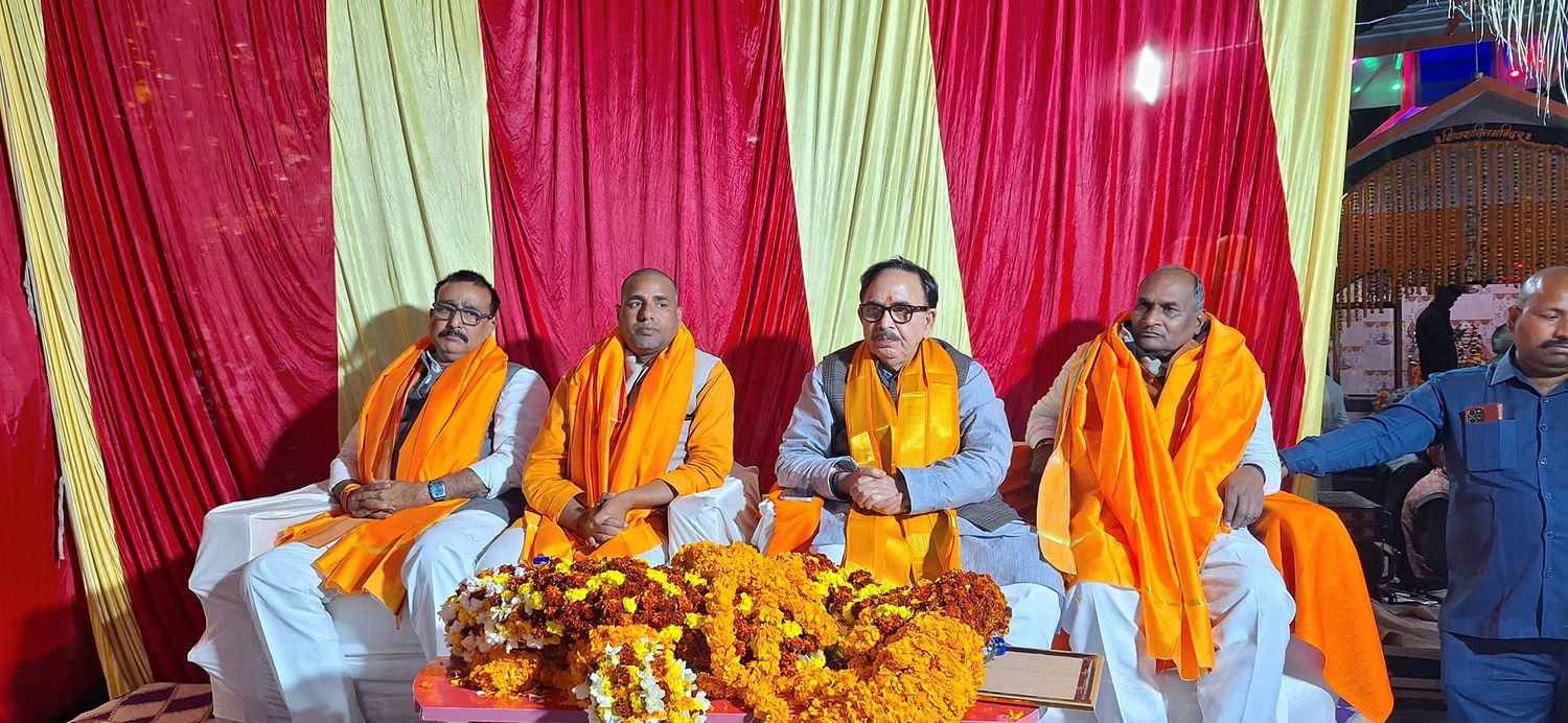 -चंदौली के जनसेवक सूर्यमुनि तिवारी जी ने बताया कि विधानसभा सकलडीहा के ग्राम सोनहुला चहनिया में विश्व