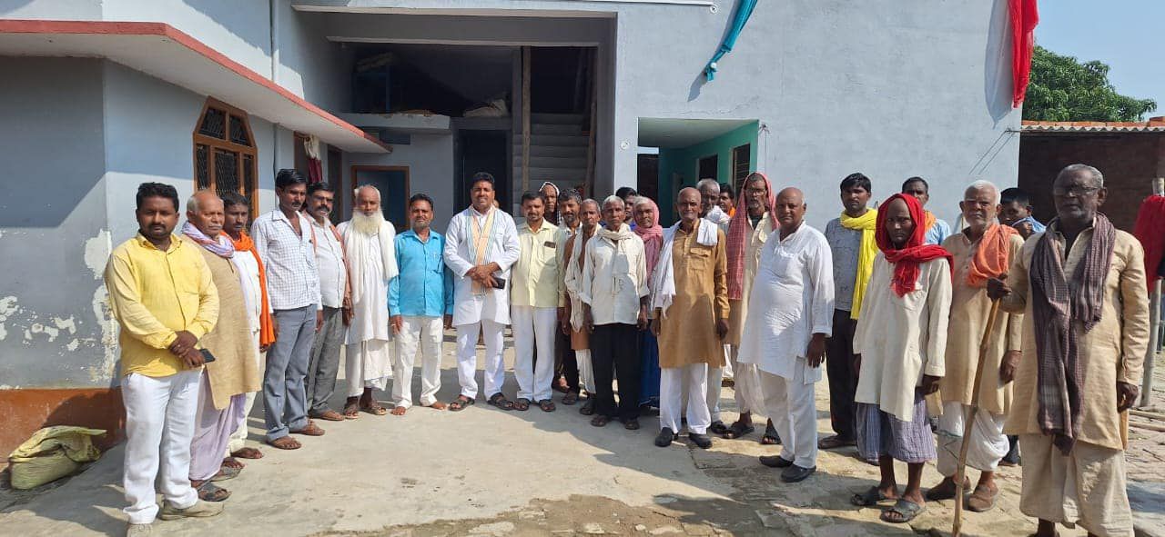 -पूर्व विधानसभा प्रत्याशी भारतीय जनता पार्टी के नेता सूर्यमुनि तिवारी आज विधानसभा सकलडीहा के दिनदासप