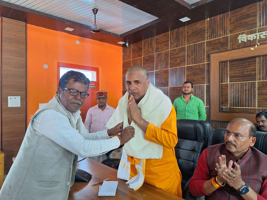 -जनसेवक सूर्यमुनि तिवारी जी ने बताया कि  आज जनपद चंदौली के धानापुर ब्लॉक सभागार में भारतीय जनता पार्