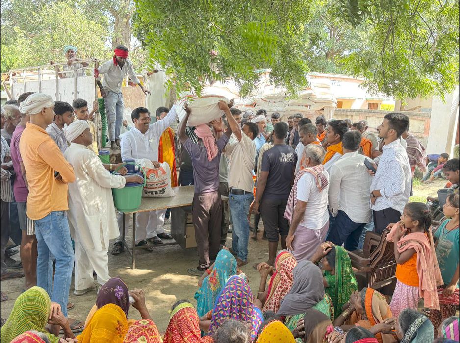 -पूर्व विधानसभा प्रत्याशी सकलडीहा के राजनेता सूर्यमुनि तिवारी जी ने बताया कि आज विधानसभा सकलडीहा के 