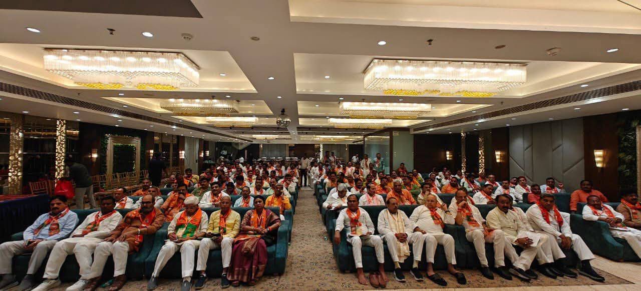 -प्रदेश मंत्री डी.पी भारती जी ने बताया कि कासगंज में आयोजित ब्रज क्षेत्र की अनुसूचित जाति मोर्चा की 