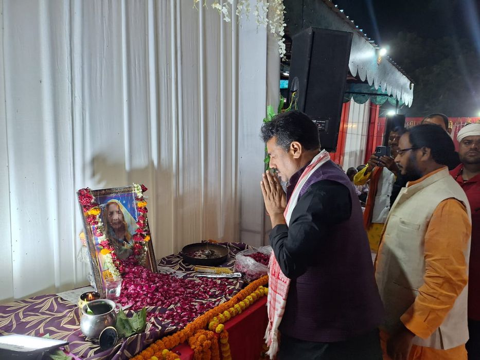 -पूर्व विधानसभा प्रत्याशी भारतीय जनता पार्टी के नेता सूर्यमुनि तिवारी जी ने बताया कि आज जनपद चंदौली 