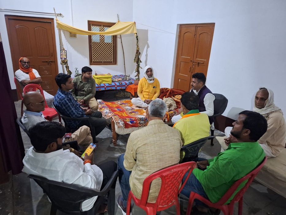 -पूर्व विधानसभा प्रत्याशी भारतीय जनता पार्टी के नेता सूर्यमुनि तिवारी जी ने बताया कि आज विधानसभा सकल