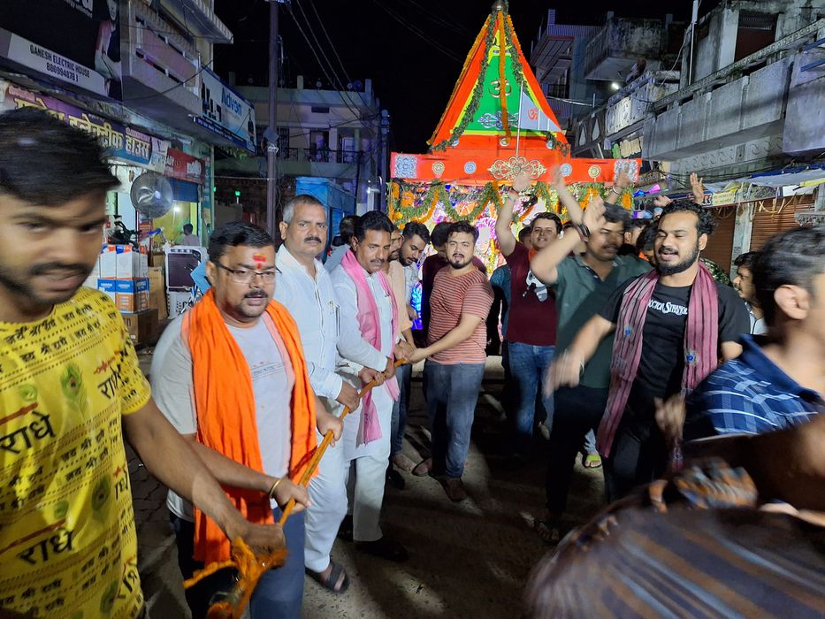 -भारत धार्मिक अनुष्ठानों की एक आधारशिला है। इसी क्रम में, उत्तर प्रदेश राज्य चंदौली जिला स्थित बबुरी