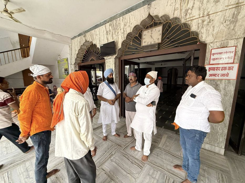 -पूर्व विधानसभा प्रत्याशी सकलडीहा के राजनेता सूर्यमुनि तिवारी जी ने बताया कि आज पं. दीनदयाल उपाध्याय