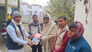 सूर्यमुनि तिवारी- सकलडीहा क्षेत्र के ग्राम जीवनपुर में आयोजित पवित्र अक्षत कलश यात्रा में किया सहभाग