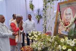 सूर्यमुनि तिवारी- स्वतंत्र देव सिंह जी के माता जी के पुण्यतिथि में सम्मिलित होकर अर्पित की श्रद्धांजलि