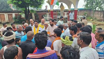 सूर्यमुनी तिवारी- 'मेरी माटी, मेरा देश' अभियान के अंतर्गत निकाली गयी कलश यात्रा में हुए शामिल