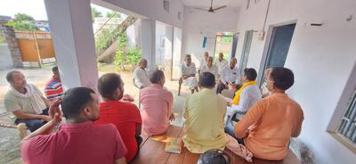 सूर्यमुनि तिवारी- “मेरी माटी मेरा देश” अभियान  को लेकर विधानसभा के भिन्न-भिन्न स्थान पर की बैठक कर बनाई योजना