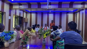 सूर्यमुनि तिवारी- पं. दीनदयाल उपाध्याय नगर के ग्राम सिकरी में आयोजित संवाद को किया संबोधित