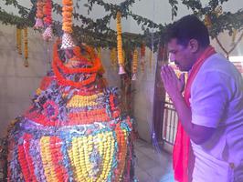 सूर्यमुनि तिवारी- लोकुआं में आयोजित श्रीमद् भागवत कथा में हुए सम्मिलित