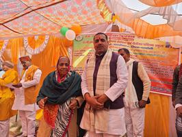 सराय पकवान में डा. बी. आर. अंबेडकर शिक्षण संस्थान एवं चैलेंजर पब्लिक स्कूल के वार्षिकोत्सव में बतौर मुख्य अतिथि के रूप में हुए शामिल