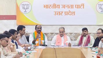 डी.पी भारती- लखनऊ भाजपा कार्यालय पर "डॉ. अम्बेडकर सर्कल स्टडी" कार्यक्रम का हुआ आयोजन