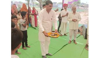 श्यामलाल जोकचंद्र- बोरखेड़ा में श्री राम कथा के अवसर पर पहुंचकर आरती कर किया पोथी पूजन