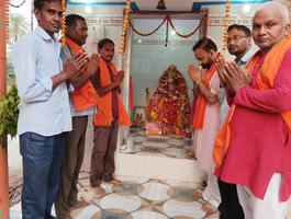 श्री नरेंद्र मोदी जी के प्रस्तावित रैली के लिए सकरा विधानसभा में प्रचार हेतु सचिन राम जी द्वारा किया गया रथ को तैयार