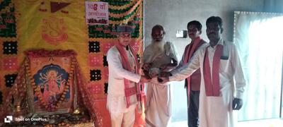 बांदा में 108 मां दुर्गा आरती अनुष्ठान सफल: समाजसेवी गुलाबचंद्र कुशवाहा ने दिया नशामुक्त समाज का संदेश