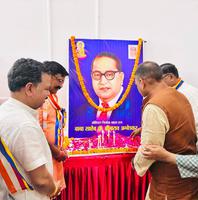 भाजपा बदायूं द्वारा आयोजित "डॉ आंबेडकर सम्मान अभियान" जिला संगोष्ठी मे प्रदेश मंत्री जी हुए शामिल