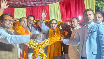 सूर्यमुनि तिवारी- विश्वकर्मा समाज द्वारा सकलडीहा के ग्राम सोनहुला चहनियां में स्वागत अभिनंदन समारोह का आयोजन