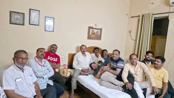 मुकेश सिंह मॉन्टी- मध्य मंडल दो की कार्यशाला के बाद पार्षद  ने कार्यकर्ताओं संग किया विचार-विमर्श