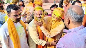 सचिन राम- नगर विधानसभा मुजफ्फरपुर में रंजन कुमार के होली मिलन समारोह में हुए शामिल