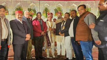 डी.पी भारती-  जिला महामंत्री भाजपा श्री हरि शंकर राना जी के पुत्र के विवाह समारोह में शामिल होकर दिया आशीर्वाद