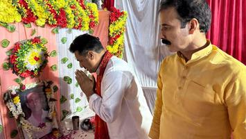 सूर्यमुनि तिवारी- नियमताबाद दक्षिणी मंडल के मंडल अध्यक्ष गंगाराम साहनी जी के पिताजी के तेरहवीं कार्यक्रम में हुए शामिल