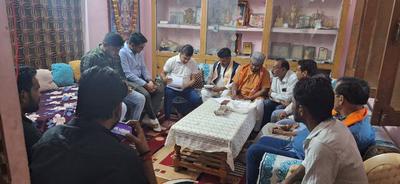 सूर्यमुनि तिवारी- मध्य प्रदेश सतना विधानसभा के मण्डल अटल बिहारी वाजपेई के भिन्न-भिन्न वार्डो में जाकर भाजपा सरकार बनाने का किया आग्रह