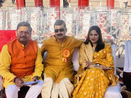 सूर्य नारायण जी की प्रथम किरण को हजारों लोगों द्वारा कुड़िया घाट पर मां गोमती में अर्घ्य देकर हिन्दू नववर्ष का किया स्वागत