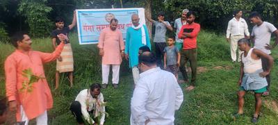 लखनऊ ग्राम दहियाताली मलिहाबाद में "वृक्षारोपण जन जागरण पदयात्रा" का हुआ  आयोजन