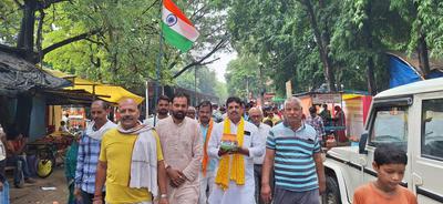 सूर्यमुनी तिवारी- 'मेरी माटी, मेरा देश' अभियान के अंतर्गत निकाली गयी कलश यात्रा में हुए शामिल