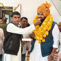 श्यामलाल जोकचंद्र-   प्रिय मित्र राघव सिंह शक्तावत को जन्मदिन पर दी बधाई  एवं शुभकामनाएं