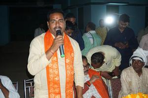 चंदौली लोकसभा के प्रत्येक स्थान पर आयोजित हुई जन चौपाल में डॉ महेंद्र नाथ पाण्डेय जी के पक्ष में माँगा  जनसमर्थन