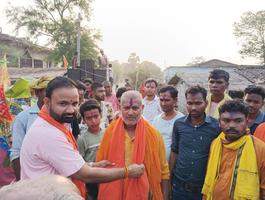 श्री नरेंद्र मोदी जी के प्रस्तावित रैली के लिए सकरा विधानसभा में प्रचार हेतु सचिन राम जी द्वारा किया गया रथ को तैयार