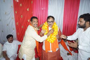 चंदौली लोकसभा के प्रत्येक स्थान पर आयोजित हुई जन चौपाल में डॉ महेंद्र नाथ पाण्डेय जी के पक्ष में माँगा  जनसमर्थन