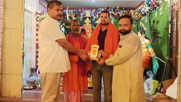 सचिन राम- जिला परिषद क्षेत्र के पंचायत लदौड़ा, सकरी सरैया में माँ दुर्गा जी के दर्शन कर, प्राप्त किया आशीर्वाद