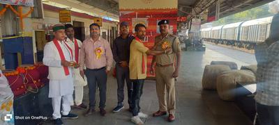 अक्षय तृतीया के पावन अवसर पर कई स्थानों में गुलाबचंद्र कुशवाहा जि द्वारा खोले गए प्याऊ