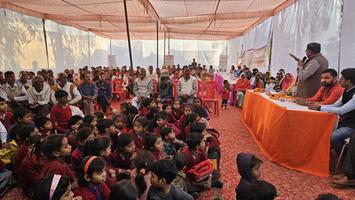 डी.पी भारती- विकसित भारत संकल्प यात्रा कार्यक्रम में शामिल होकर लाभार्थियों को किया सम्मानित