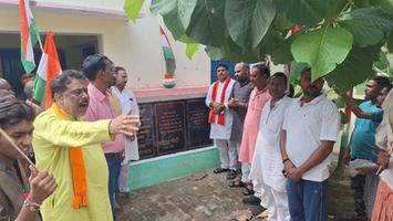 सूर्यमुनी तिवारी- 'मेरी माटी, मेरा देश' अभियान के अंतर्गत निकाली गयी कलश यात्रा में हुए शामिल