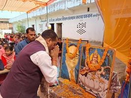 सराय पकवान में डा. बी. आर. अंबेडकर शिक्षण संस्थान एवं चैलेंजर पब्लिक स्कूल के वार्षिकोत्सव में बतौर मुख्य अतिथि के रूप में हुए शामिल