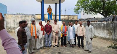 डी.पी. भारती- भाजपा स्थापना दिवस पर ‘गांव चलो अभियान’ के तहत सहसपुर चौपाल में  हुए शामिल