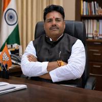 सूर्यमुनि तिवारी - मुगलसराय में प्रशिक्षण कार्यशाला के दौरान  सरकार की उपलब्धियों पर रखा विचार