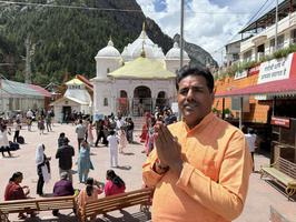 उत्तराखंड स्थित कई प्रसिद्ध धामों का सूर्यमुनि तिवारी जी ने प्राप्त किये दर्शन