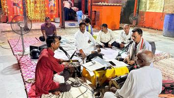 सूर्यमुनि तिवारी-  बबुरी स्थित श्री मां बागेश्वरी सिद्धपीठ धाम परिसर में आयोजित श्रीरामचरितमानस पाठ में किया सहभाग