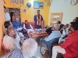 सूर्यमुनि तिवारी- मध्य प्रदेश सतना विधानसभा के मण्डल अटल बिहारी वाजपेई के भिन्न-भिन्न वार्डो में जाकर भाजपा सरकार बनाने का किया आग्रह
