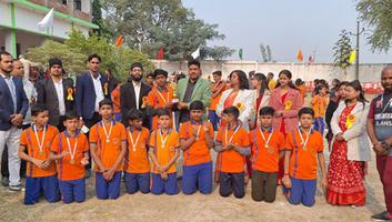 सूर्यमुनि तिवारी- यूनिवर्सल पब्लिक स्कूल में तीन दिवसीय वार्षिक क्रीड़ा प्रतियोगिता के समापन समारोह में हुए शामिल