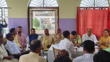 सचिन राम– सकरा के अशोक बिहार होटल में प्रधानमंत्री श्री नरेंद्र मोदी जी की मधुबनी आगमन को लेकर हुई आगामी बैठक