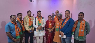 सूर्यमुनि तिवारी- मध्य प्रदेश सतना विधानसभा के मण्डल अटल बिहारी वाजपेई के भिन्न-भिन्न वार्डो में जाकर भाजपा सरकार बनाने का किया आग्रह