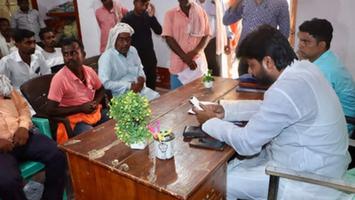 डॉ. संदीप सौरभ - जनता के साथ संवाद: समस्याओं के समाधान और सशक्त लोकतंत्र की दिशा