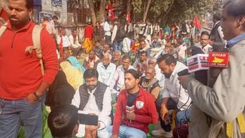 डॉ. संदीप सौरभ - गर्दनीबाग़ में गरीबों-दलितों पर हो रहे अन्याय और बुलडोज़र तानाशाही के जनता की आवाज़