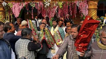 डॉ. संदीप सौरभ - पालीगंज में शिक्षकों द्वारा आयोजित मकर संक्रांति की सामूहिक कार्यक्रम